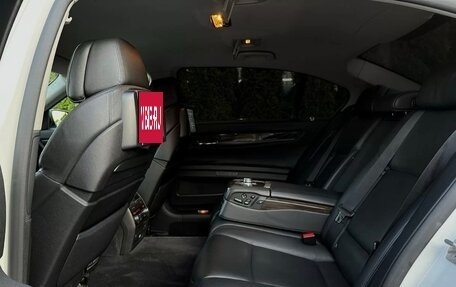 BMW 7 серия, 2011 год, 1 650 000 рублей, 9 фотография