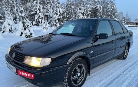 Volkswagen Passat B4, 1994 год, 350 000 рублей, 3 фотография