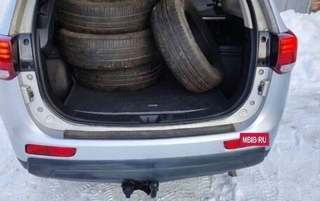 Mitsubishi Outlander III рестайлинг 3, 2013 год, 1 550 000 рублей, 14 фотография