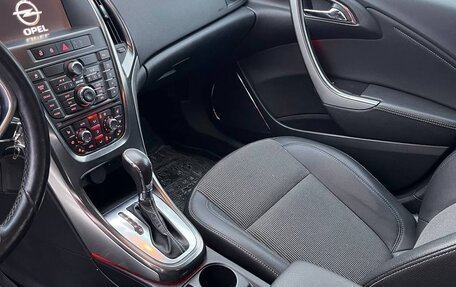 Opel Astra J, 2011 год, 665 000 рублей, 13 фотография