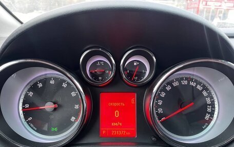 Opel Astra J, 2011 год, 665 000 рублей, 11 фотография