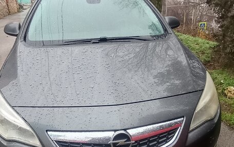 Opel Astra J, 2011 год, 590 000 рублей, 2 фотография