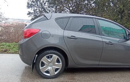 Opel Astra J, 2011 год, 590 000 рублей, 5 фотография