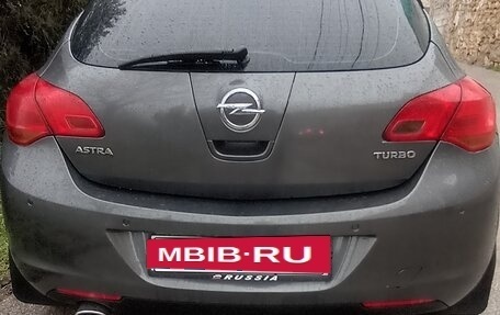 Opel Astra J, 2011 год, 590 000 рублей, 4 фотография