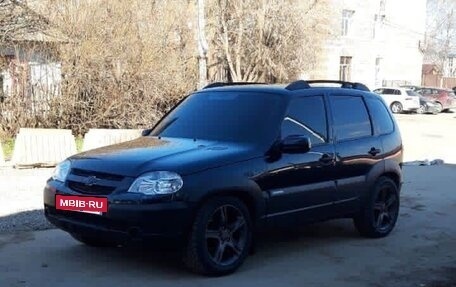 Chevrolet Niva I рестайлинг, 2011 год, 520 000 рублей, 2 фотография