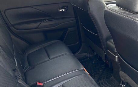 Mitsubishi Outlander III рестайлинг 3, 2013 год, 1 750 000 рублей, 7 фотография