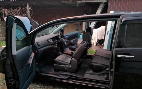 Toyota ISis I, 2013 год, 1 650 000 рублей, 6 фотография