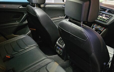 Volkswagen Tiguan II, 2021 год, 3 500 000 рублей, 13 фотография