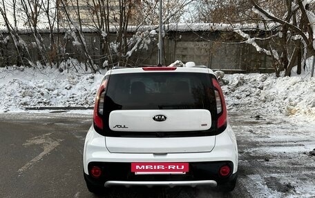 KIA Soul II рестайлинг, 2017 год, 1 437 000 рублей, 8 фотография