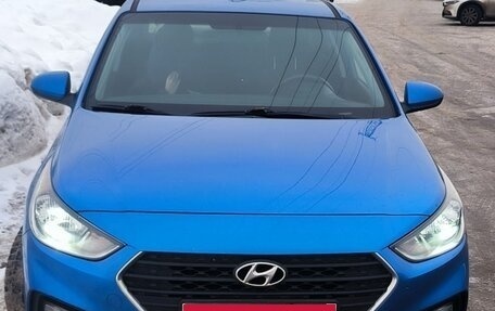 Hyundai Solaris II рестайлинг, 2017 год, 1 280 000 рублей, 1 фотография