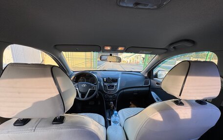 Hyundai Solaris II рестайлинг, 2015 год, 1 099 000 рублей, 6 фотография