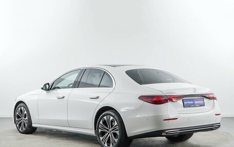 Mercedes-Benz E-Класс, 2024 год, 7 249 999 рублей, 4 фотография