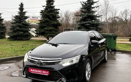 Toyota Camry, 2015 год, 1 850 000 рублей, 2 фотография