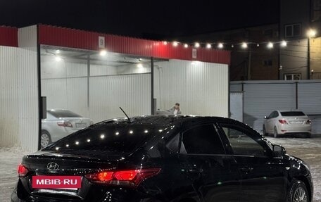 Hyundai Solaris II рестайлинг, 2019 год, 750 000 рублей, 4 фотография