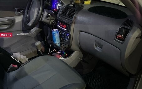 Hyundai Accent II, 2004 год, 285 000 рублей, 6 фотография