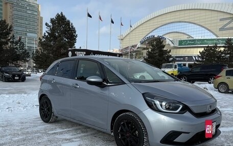 Honda Fit, 2022 год, 1 250 000 рублей, 2 фотография