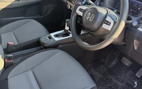 Honda Fit, 2022 год, 1 250 000 рублей, 15 фотография