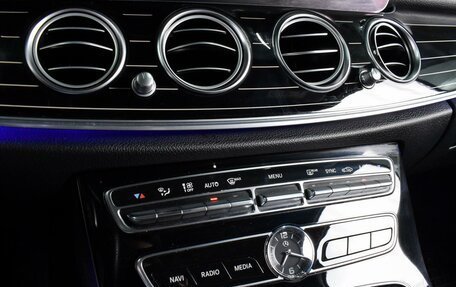 Mercedes-Benz E-Класс, 2016 год, 2 743 000 рублей, 15 фотография