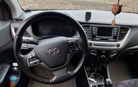 Hyundai Solaris II рестайлинг, 2019 год, 1 255 000 рублей, 6 фотография