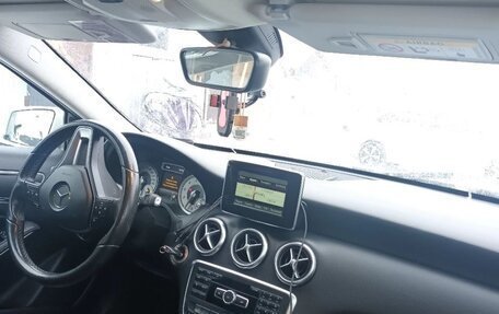 Mercedes-Benz A-Класс, 2014 год, 1 220 000 рублей, 2 фотография