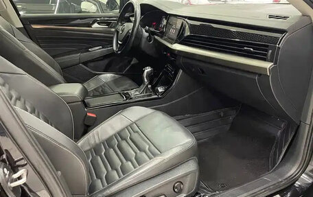 Volkswagen Passat B8 рестайлинг, 2021 год, 1 800 000 рублей, 6 фотография