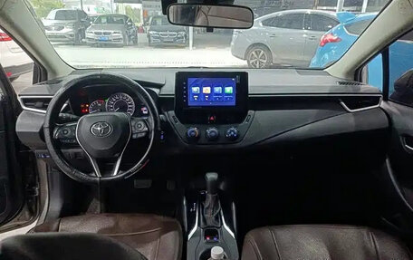 Toyota Corolla, 2022 год, 1 400 000 рублей, 5 фотография