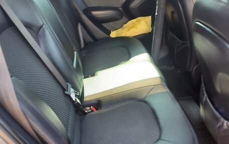 Hyundai ix35 I рестайлинг, 2012 год, 1 300 000 рублей, 17 фотография