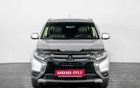Mitsubishi Outlander III рестайлинг 3, 2015 год, 1 750 000 рублей, 2 фотография
