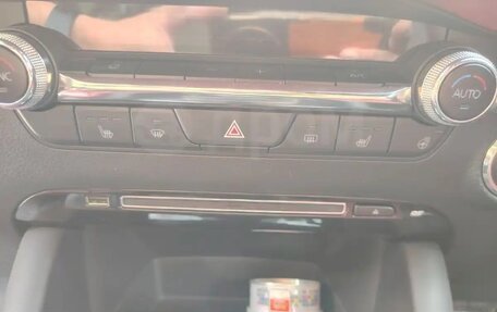 Mazda 3, 2019 год, 2 300 000 рублей, 8 фотография