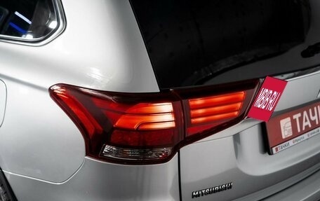 Mitsubishi Outlander III рестайлинг 3, 2015 год, 1 750 000 рублей, 21 фотография