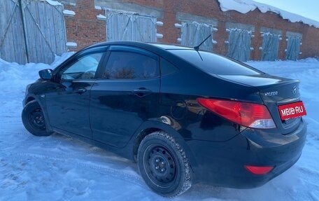 Hyundai Solaris II рестайлинг, 2013 год, 720 000 рублей, 5 фотография