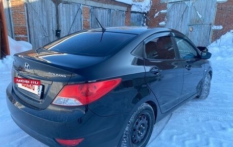 Hyundai Solaris II рестайлинг, 2013 год, 720 000 рублей, 3 фотография