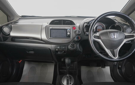 Honda Fit III, 2011 год, 899 000 рублей, 14 фотография