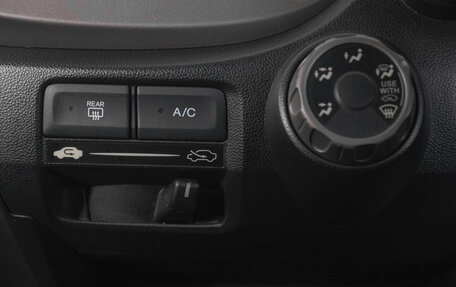 Honda Fit III, 2011 год, 899 000 рублей, 19 фотография