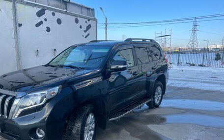 Toyota Land Cruiser Prado 150 рестайлинг 2, 2016 год, 3 200 000 рублей, 2 фотография