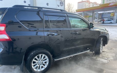 Toyota Land Cruiser Prado 150 рестайлинг 2, 2016 год, 3 200 000 рублей, 4 фотография