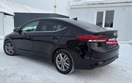 Hyundai Elantra VI рестайлинг, 2017 год, 1 450 000 рублей, 4 фотография