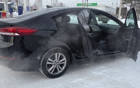 Hyundai Elantra VI рестайлинг, 2017 год, 1 450 000 рублей, 7 фотография