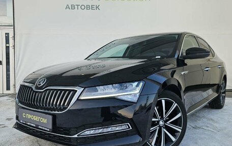 Skoda Superb III рестайлинг, 2025 год, 3 678 000 рублей, 2 фотография