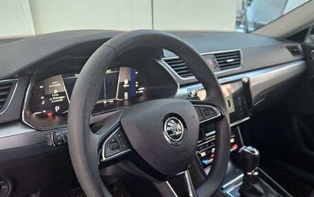 Skoda Superb III рестайлинг, 2025 год, 3 678 000 рублей, 20 фотография