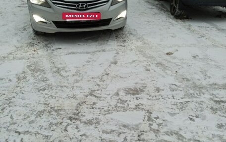 Hyundai Solaris II рестайлинг, 2014 год, 1 125 000 рублей, 4 фотография