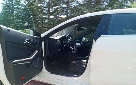 Mercedes-Benz CLA, 2015 год, 4 фотография