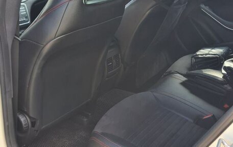 Mercedes-Benz CLA, 2015 год, 12 фотография