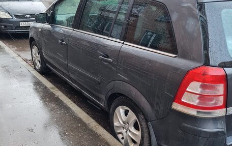 Opel Zafira B, 2011 год, 750 000 рублей, 3 фотография