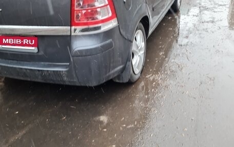 Opel Zafira B, 2011 год, 750 000 рублей, 4 фотография