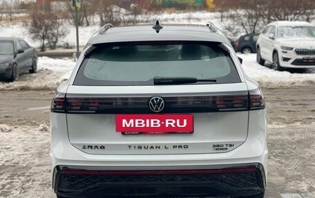 Volkswagen Tiguan, 2025 год, 4 850 000 рублей, 6 фотография