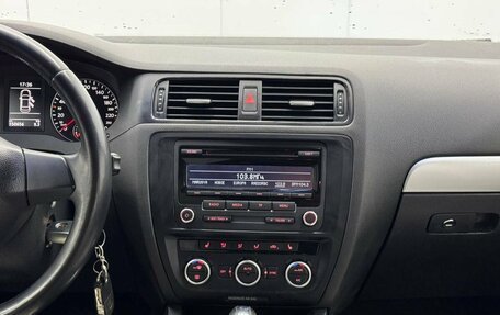 Volkswagen Jetta VI, 2012 год, 1 230 000 рублей, 10 фотография