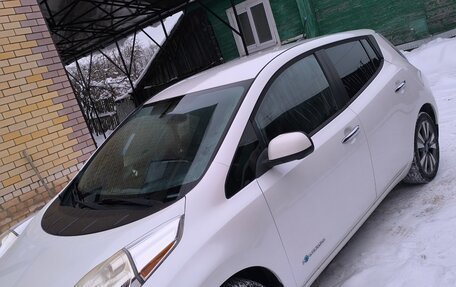 Nissan Leaf I, 2013 год, 1 130 000 рублей, 4 фотография