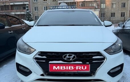 Hyundai Solaris II рестайлинг, 2017 год, 1 360 000 рублей, 1 фотография