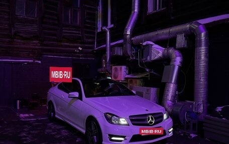 Mercedes-Benz C-Класс, 2013 год, 1 400 000 рублей, 1 фотография
